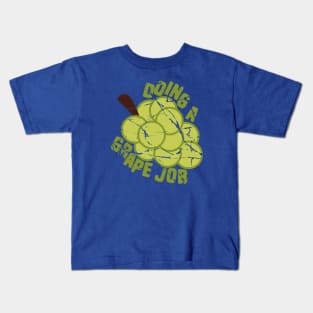 Funny grape puns Kids T-Shirt